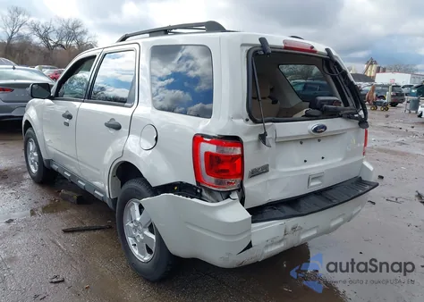 2012 Ford Escape Xlt z USA, uszkodzony, nr VIN 1FMCU0D74CKB31946